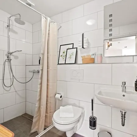 Greenhouse Living Apartment Fagus Mit Terrasse Und Feuerstelle - 6 Minuten Nach Winterberg - 4 Minuten Zur Ruhrquelle - Wandern - Mountainbike Fahren - Reisen Mit Hund & Natur Geniessen Medebach Exterior foto