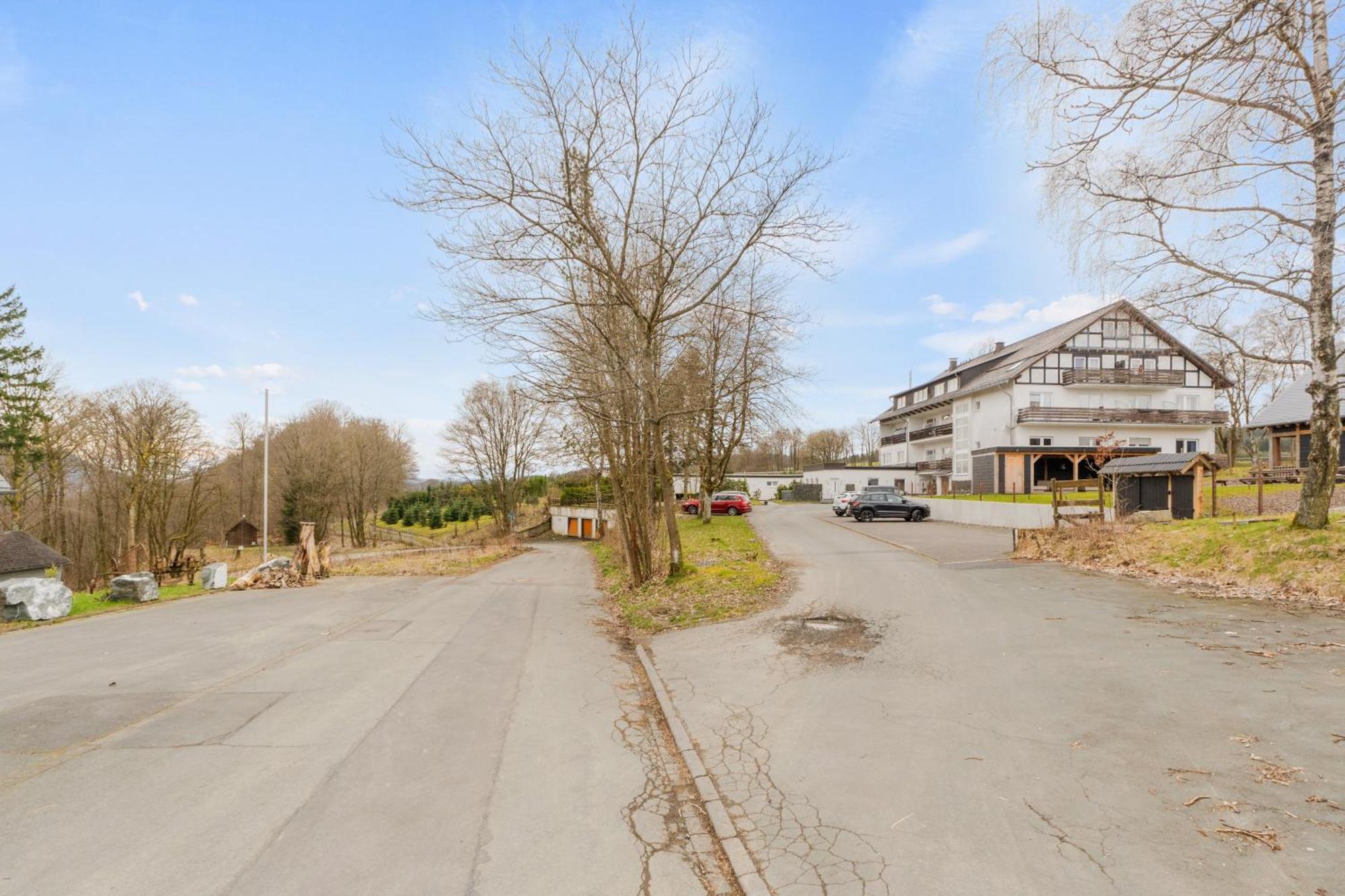 Apartment Greenhouse Living Fagus Mit Terrasse Und Feuerstelle - 6 Minuten Nach Winterberg - 4 Minuten Zur Ruhrquelle - Wandern - Mountainbike Fahren - Reisen Mit Hund & Geniessen *